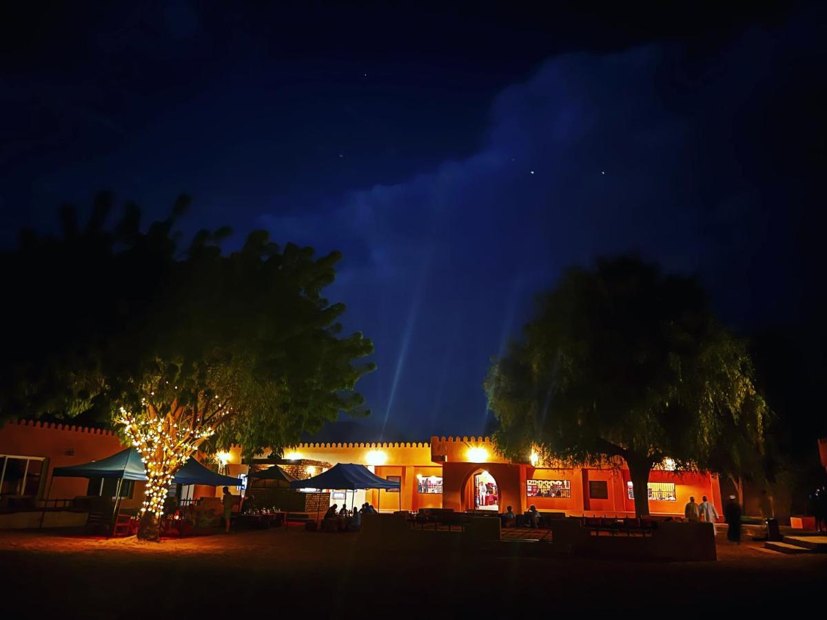 Hotel Arabian Oryx Camp Shāhiq Exterior foto